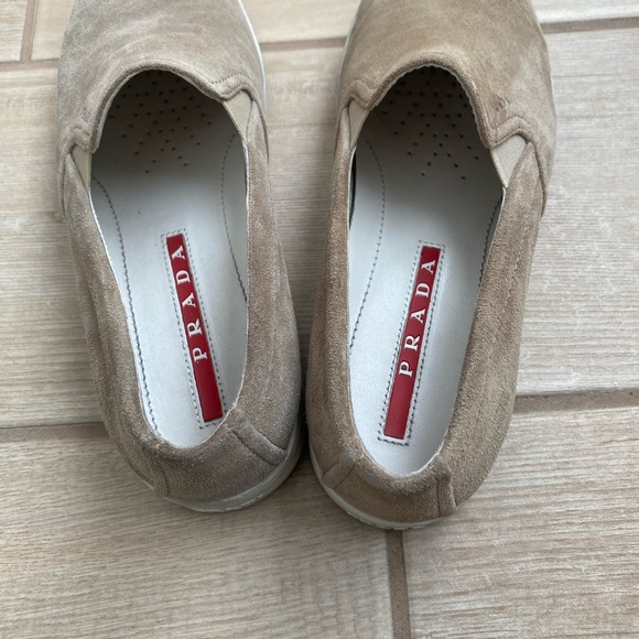 Prada slip on sneaker - Picture 4 of 7